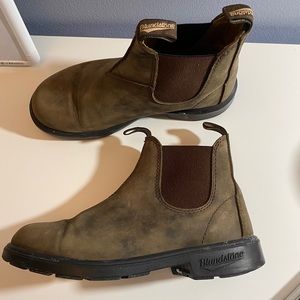 Rustic Brown Blundstones